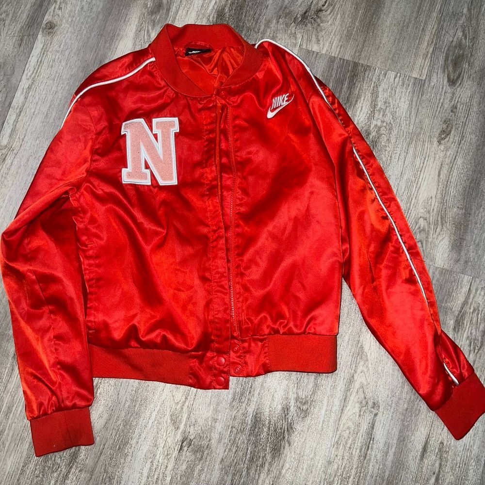 Nike Girls Bomber Jacket With Embroidered‎ N size XL youth